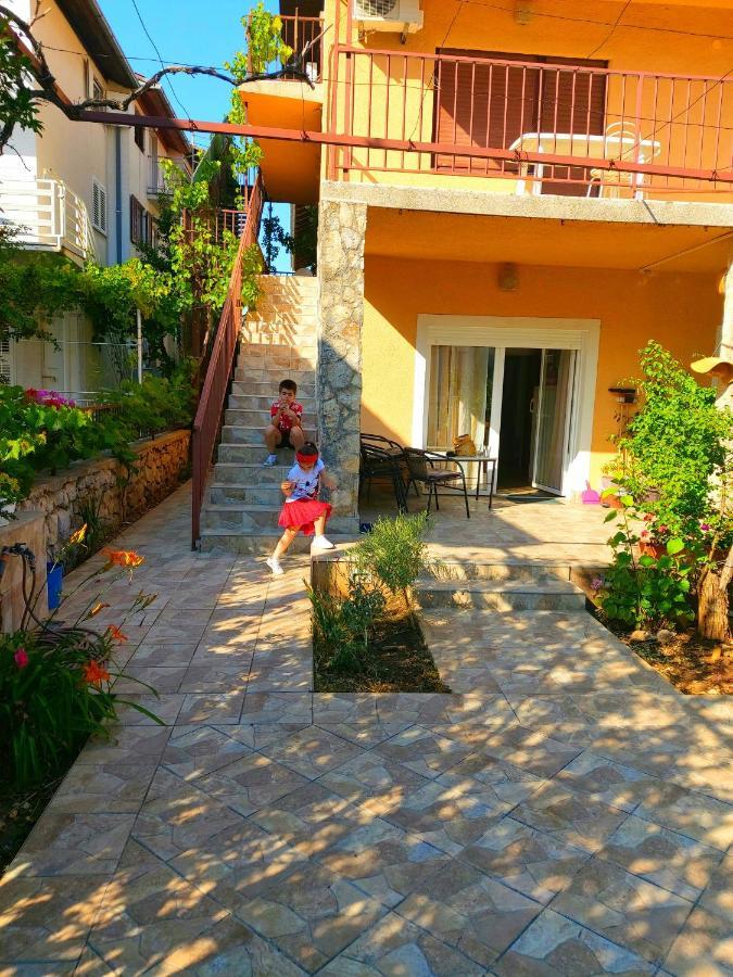 Apartman Arija-Pino Водице Екстер'єр фото